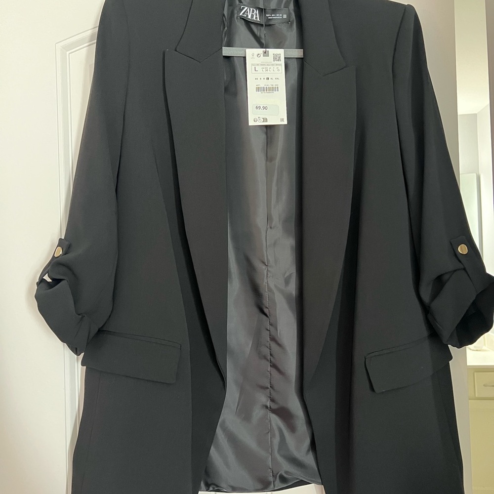 Zara Women's Elegant Black Blazer